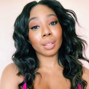 Meet your Posher, Nycole